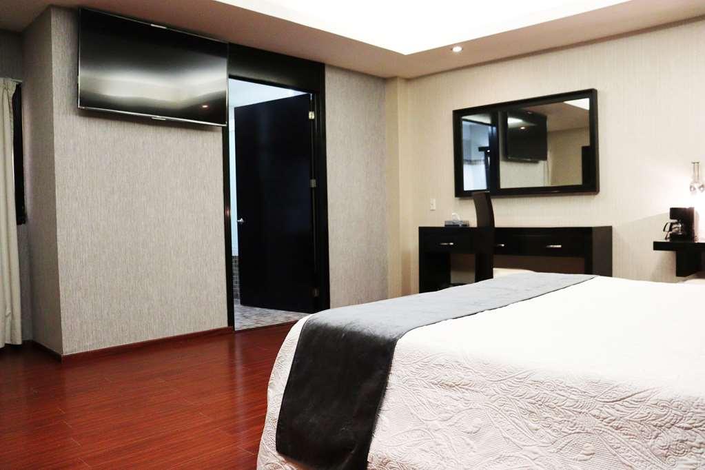 Wyndham Garden Aguascalientes Hotel Стая снимка