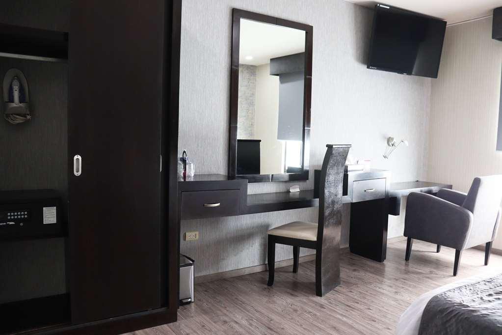 Wyndham Garden Aguascalientes Hotel Стая снимка